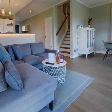 Reetland Am - Premium Reetdachvilla Mit 3 Schlafzimmern, Sauna Und Kamin F27 דראנסקה